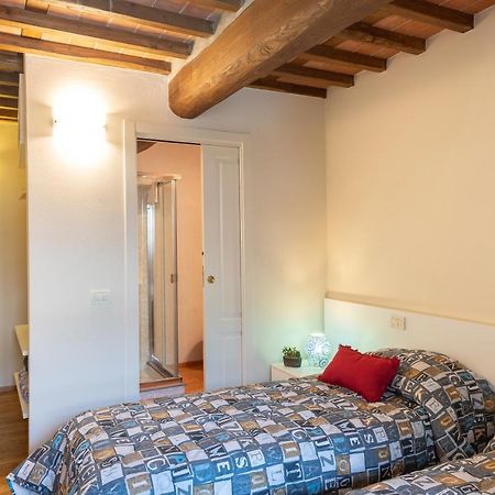 Alessandra Apartment Лукка Екстер'єр фото