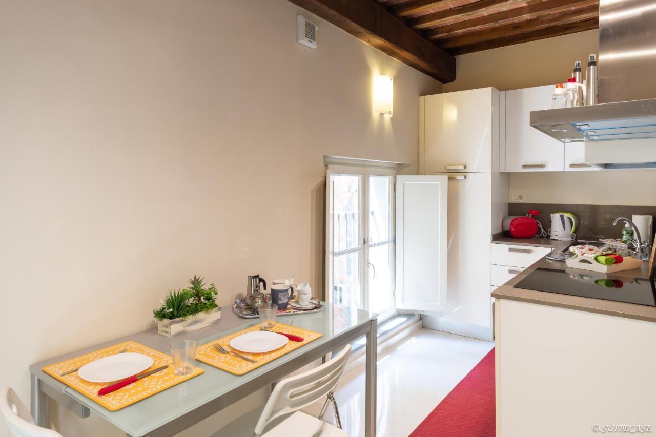 Alessandra Apartment Лукка Екстер'єр фото
